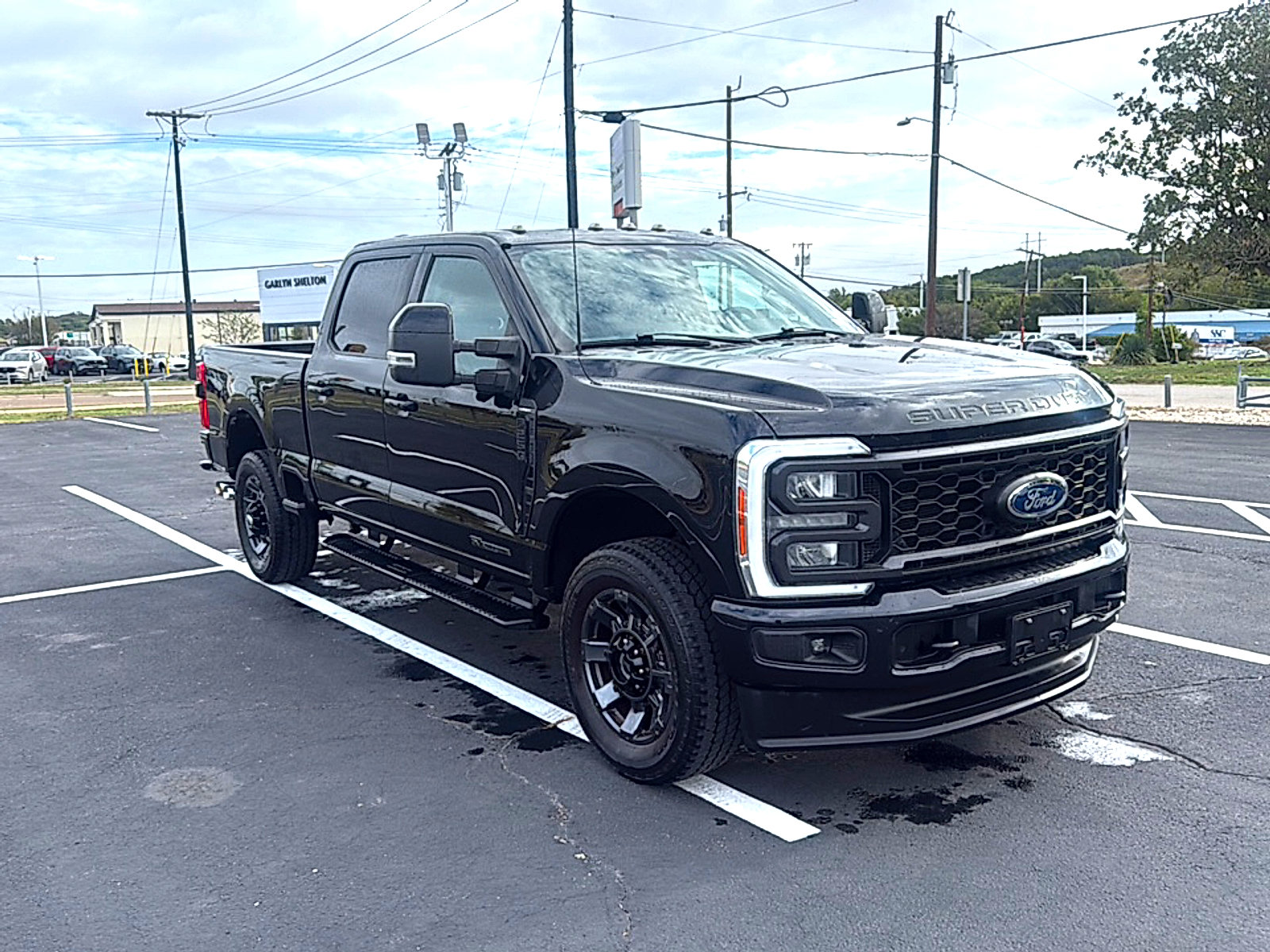 Used 2023 Ford F250 Lariat w/ Sport Appearance Package AWD/4WD image 3