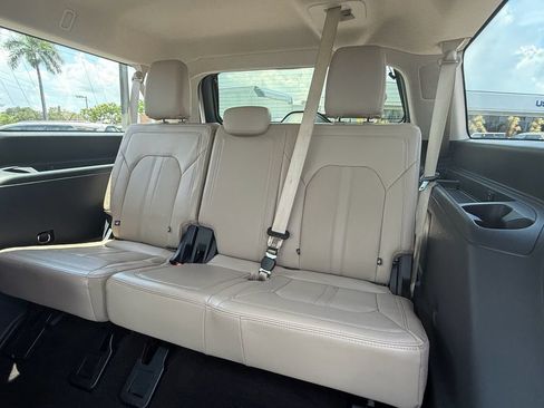 Used 2023 Ford Expedition Max Limited AWD/4WD image 9