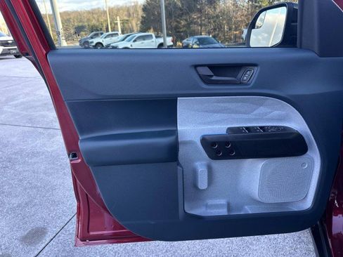 New 2025 Ford Maverick XLT w/ XLT Luxury Package image 10