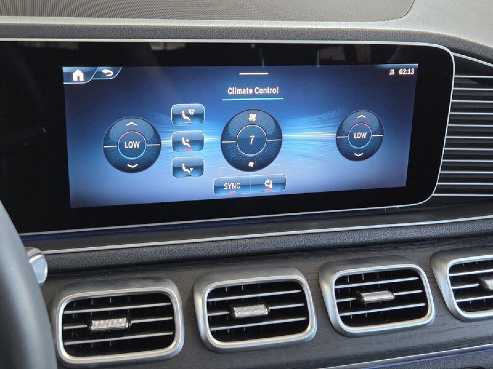Certified 2025 Mercedes-Benz GLE 350 4MATIC image 32