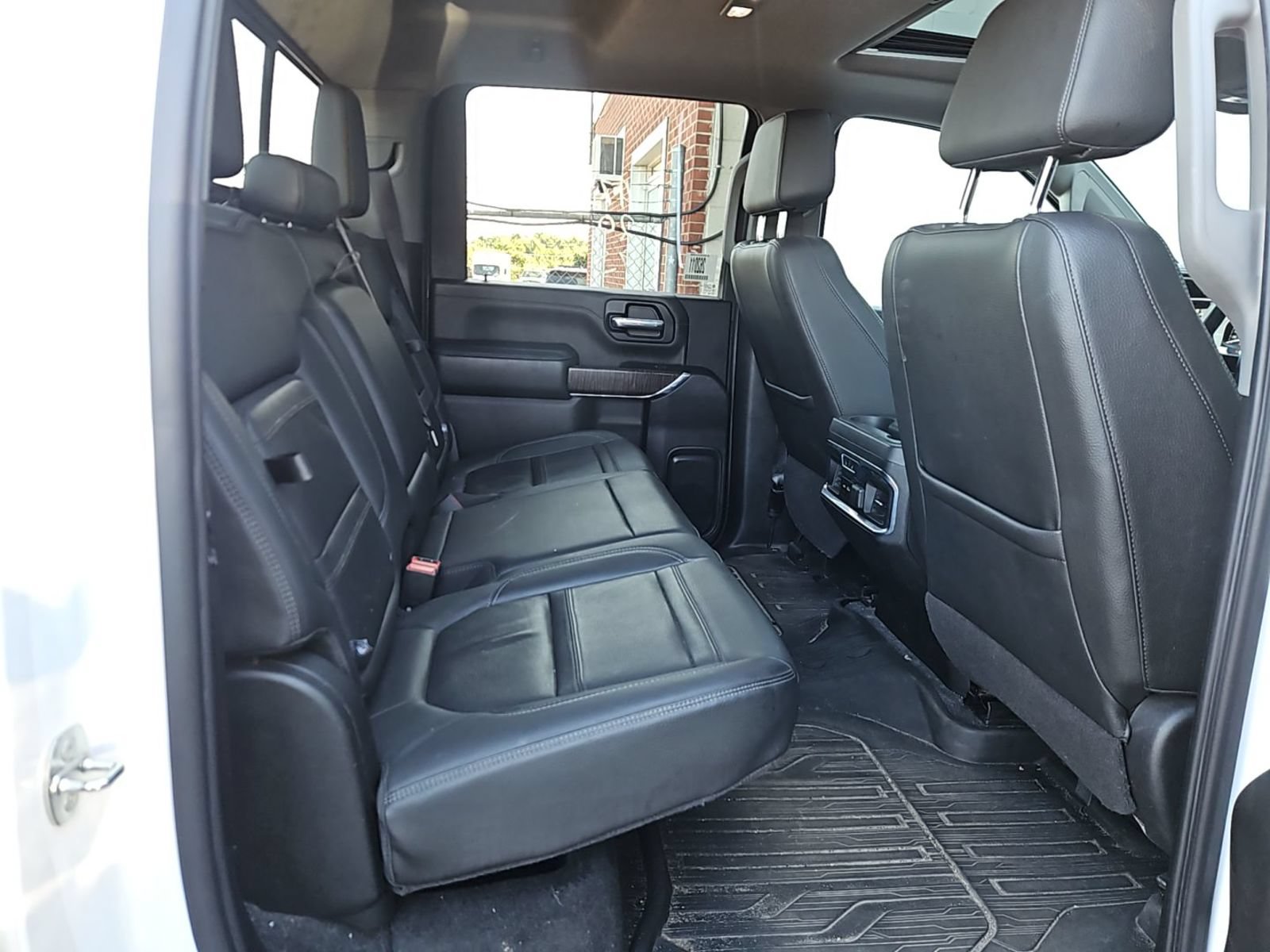 Used 2020 GMC Sierra 2500 Denali w/ Denali Ultimate Package AWD/4WD image 9