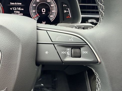 Certified 2025 Audi Q7 3.0T Premium Plus w/ Premium Plus Package image 38