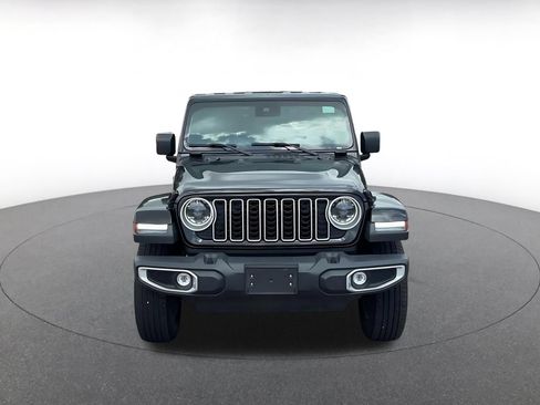 Used 2025 Jeep Wrangler Unlimited Sahara AWD/4WD image 4