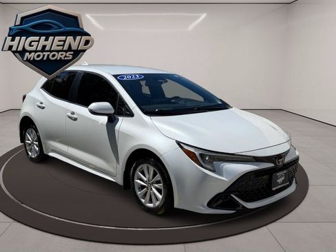 Used 2023 Toyota Corolla SE w/ SE Premium Package FWD image 8