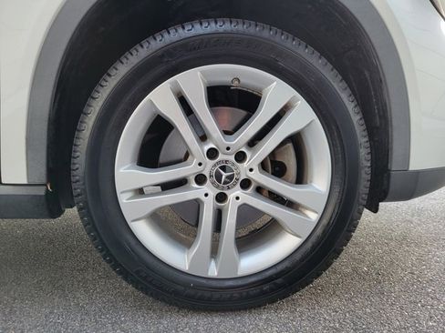 Used 2020 Mercedes-Benz GLA 250 4MATIC image 17