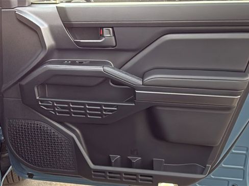 New 2026 Toyota 4Runner SR5 image 33