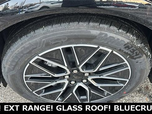 New 2025 Ford Mustang Mach-E Premium image 33