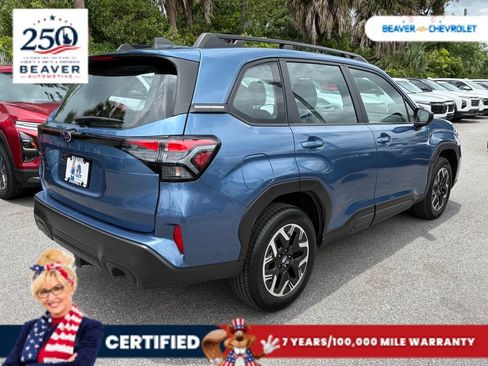 Used 2025 Subaru Forester AWD/4WD image 7