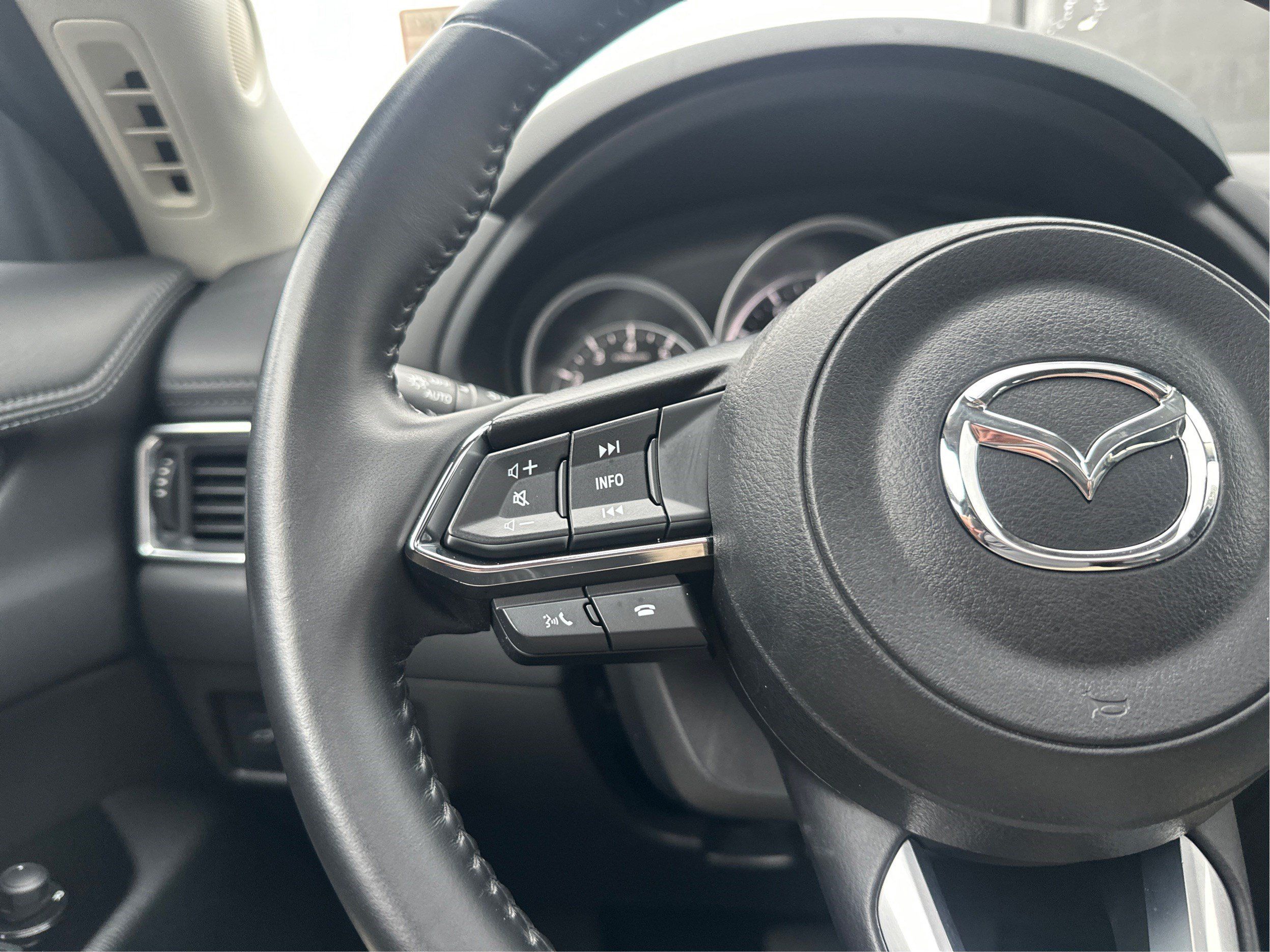 Certified 2025 MAZDA CX-5 AWD 2.5 S w/ Preferred Package image 33
