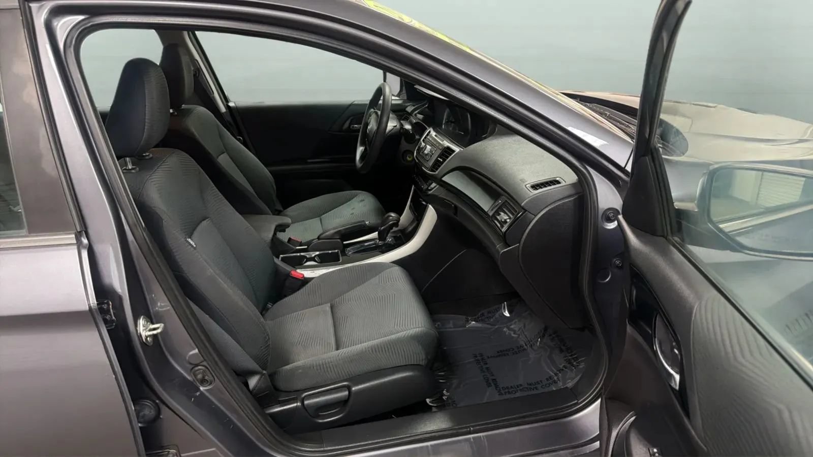 Used 2017 Honda Accord LX image 21