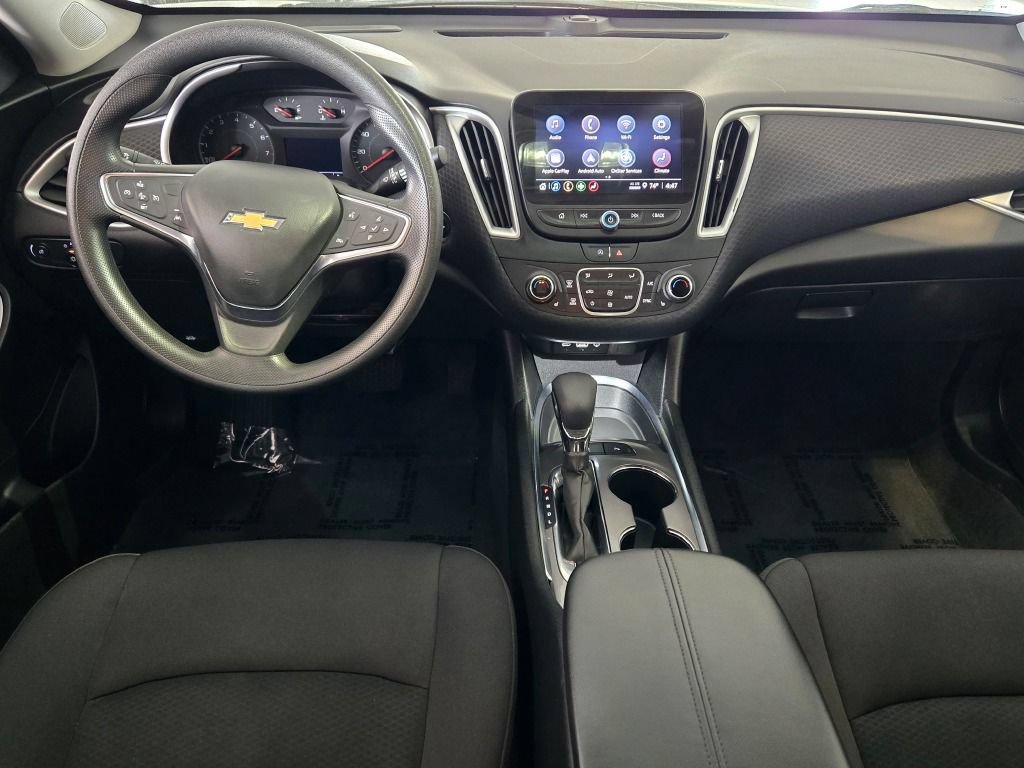 Used 2024 Chevrolet Malibu LT FWD image 16