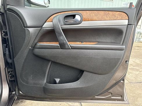 Used 2012 Buick Enclave Leather image 20