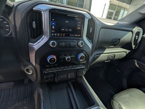 Used 2020 GMC Sierra 1500 SLT w/ SLT Premium Plus Package AWD/4WD image 15