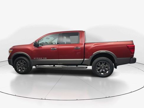 Used 2019 Nissan Titan Platinum Reserve image 6