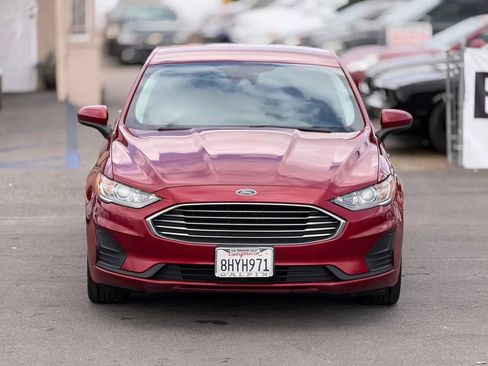 Used 2019 Ford Fusion SE FWD image 5