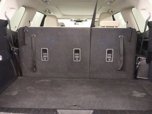 Used 2023 Subaru Ascent Limited w/ Technology Package image 28