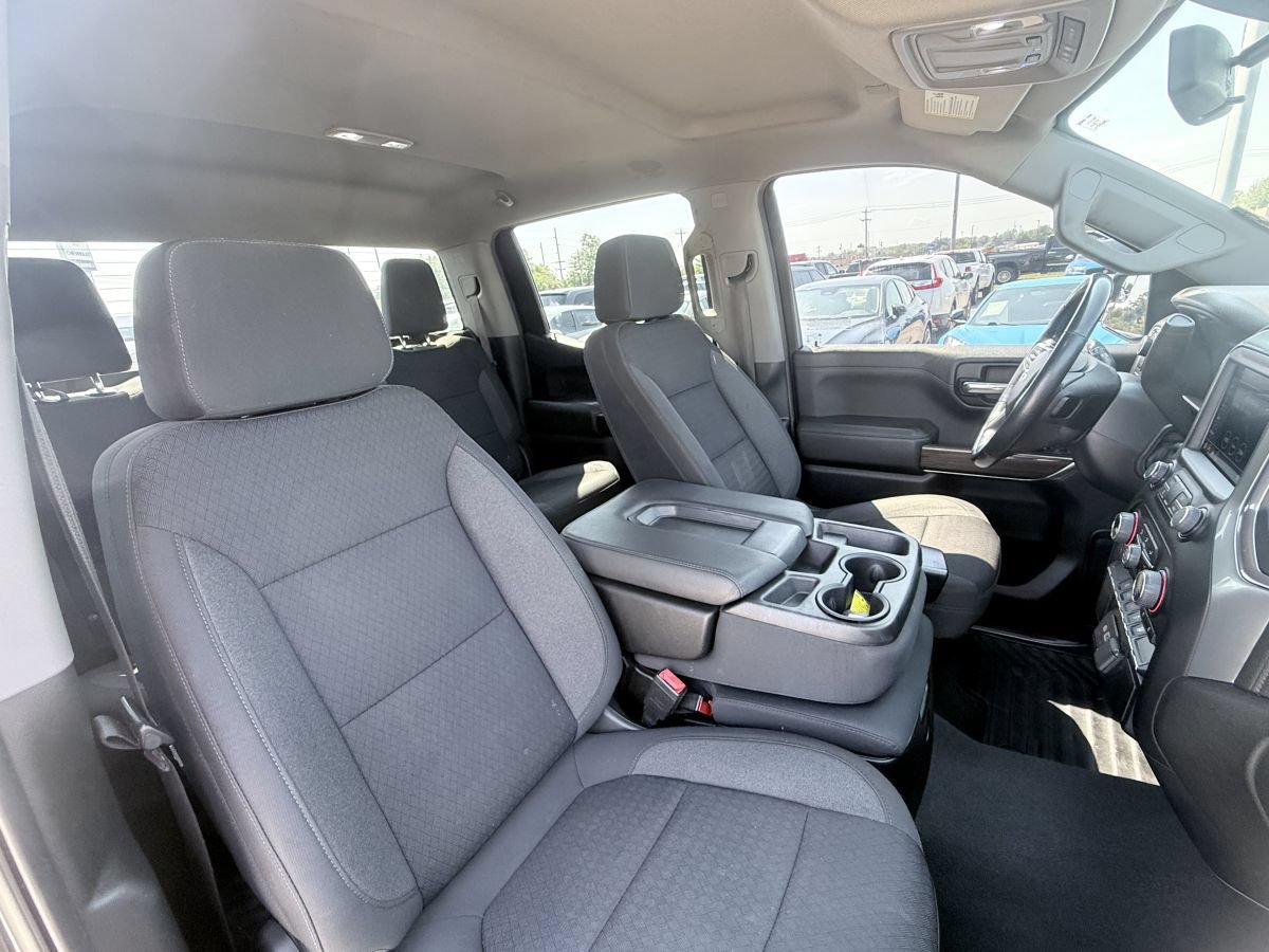 Used 2022 Chevrolet Silverado 1500 LT w/ Bed Protection Package RWD image 9