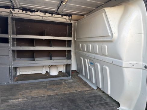 Used 2021 Chevrolet Express 2500 w/ Driver Convenience Package RWD image 4
