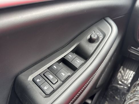 Certified 2024 Jeep Grand Cherokee L Limited w/ Luxury Tech Group II image 10