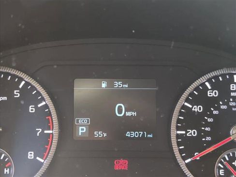 Used 2022 Kia Telluride EX w/ EX Premium Package image 10