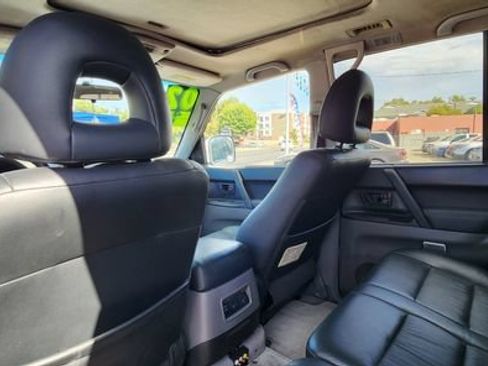 Used 2002 Mitsubishi Montero Limited AWD/4WD image 9