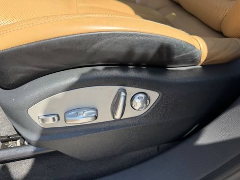 Used 2017 Porsche Cayenne AWD/4WD image 22