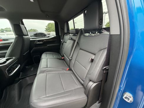 Used 2024 GMC Sierra 1500 Elevation w/ Elevation Premium Package AWD/4WD image 17