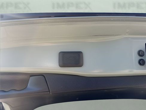 Used 2019 Toyota RAV4 Adventure image 28