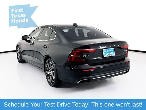 Used 2019 Volvo S60 T5 Inscription image 5