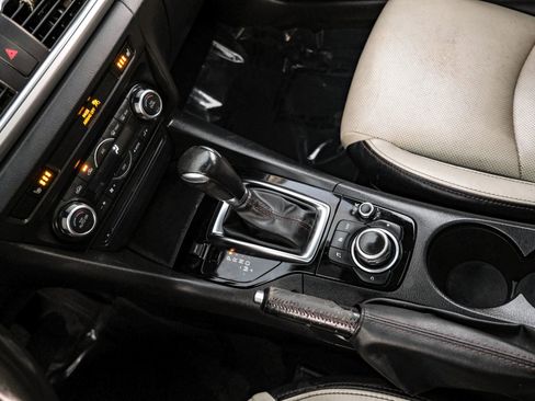 Used 2016 MAZDA MAZDA3 s Grand Touring image 28