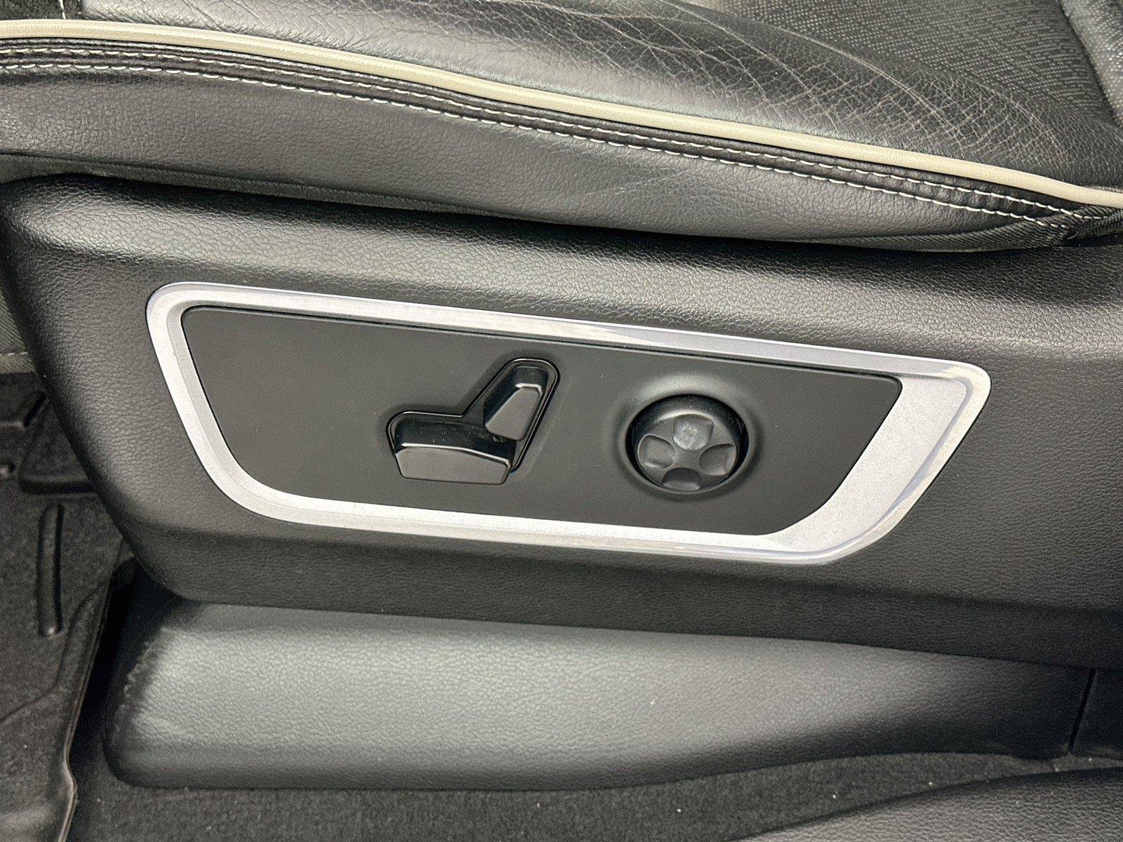 Used 2019 RAM 1500 Laramie AWD/4WD image 22