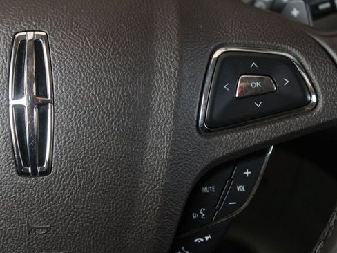 Used 2019 Lincoln MKC Select w/ Select Plus Package FWD image 29