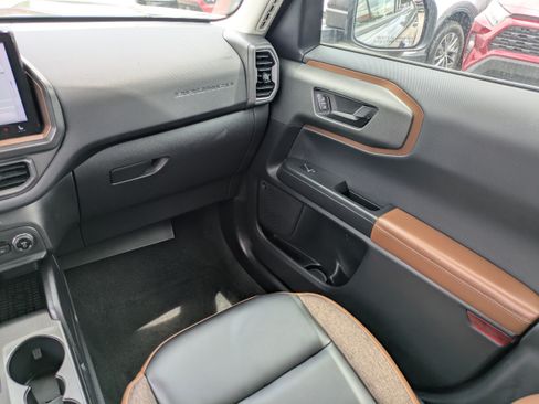 Used 2025 Ford Bronco Sport Outer Banks w/ Outer Banks Tech Package+ AWD/4WD image 15