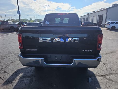 Used 2026 RAM 2500 Big Horn AWD/4WD image 4