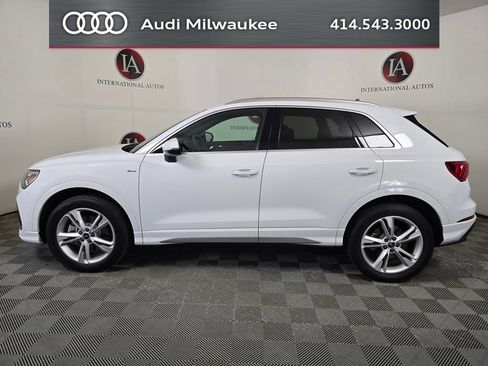 Used 2023 Audi Q3 2.0T Premium w/ Convenience Package AWD/4WD image 6