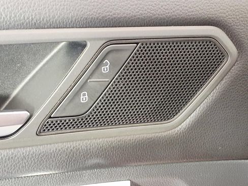Used 2019 Volkswagen Tiguan S w/ Driver Assistance Package FWD image 14