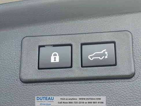 Certified 2025 Subaru Outback Premium w/ Popular Package #1A image 9