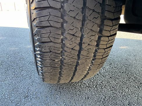 Used 2018 Jeep Wrangler Sport image 33