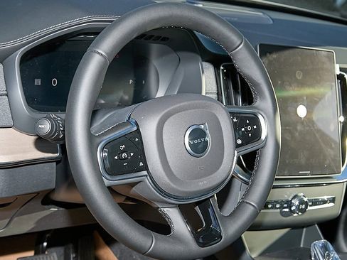 New 2026 Volvo XC90 B6 Plus w/ Protection Package image 12