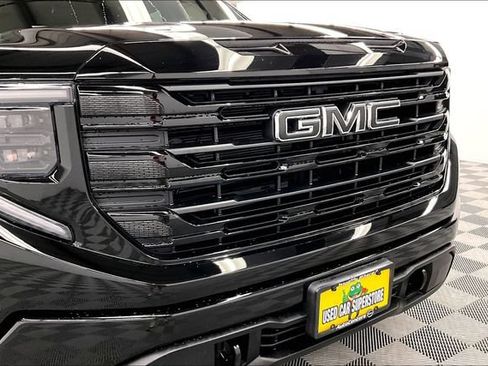 Used 2026 GMC Sierra 1500 Elevation w/ Elevation Select Package AWD/4WD image 32