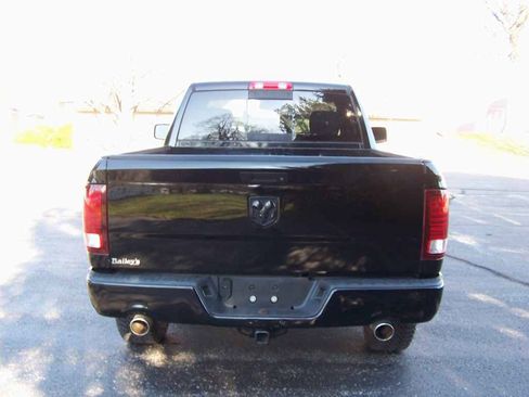 Used 2015 RAM 1500 Express w/ Black Ram 1500 Express Group image 4