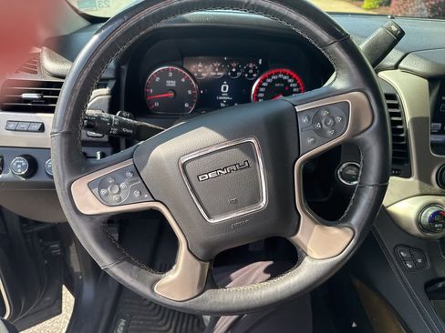 Used 2016 GMC Yukon Denali w/ Open Road Package AWD/4WD image 15