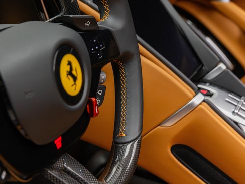 Certified 2025 Ferrari Roma Spider RWD image 16