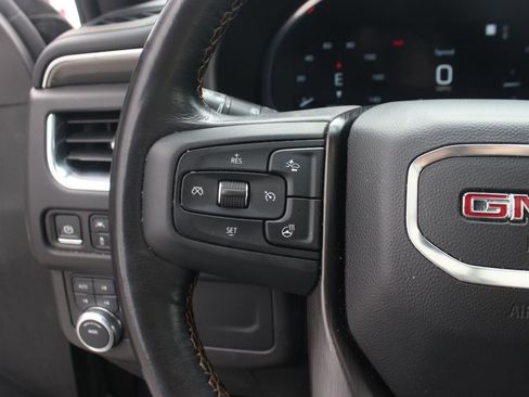 Used 2023 GMC Yukon AT4 w/ AT4 Premium Package image 25