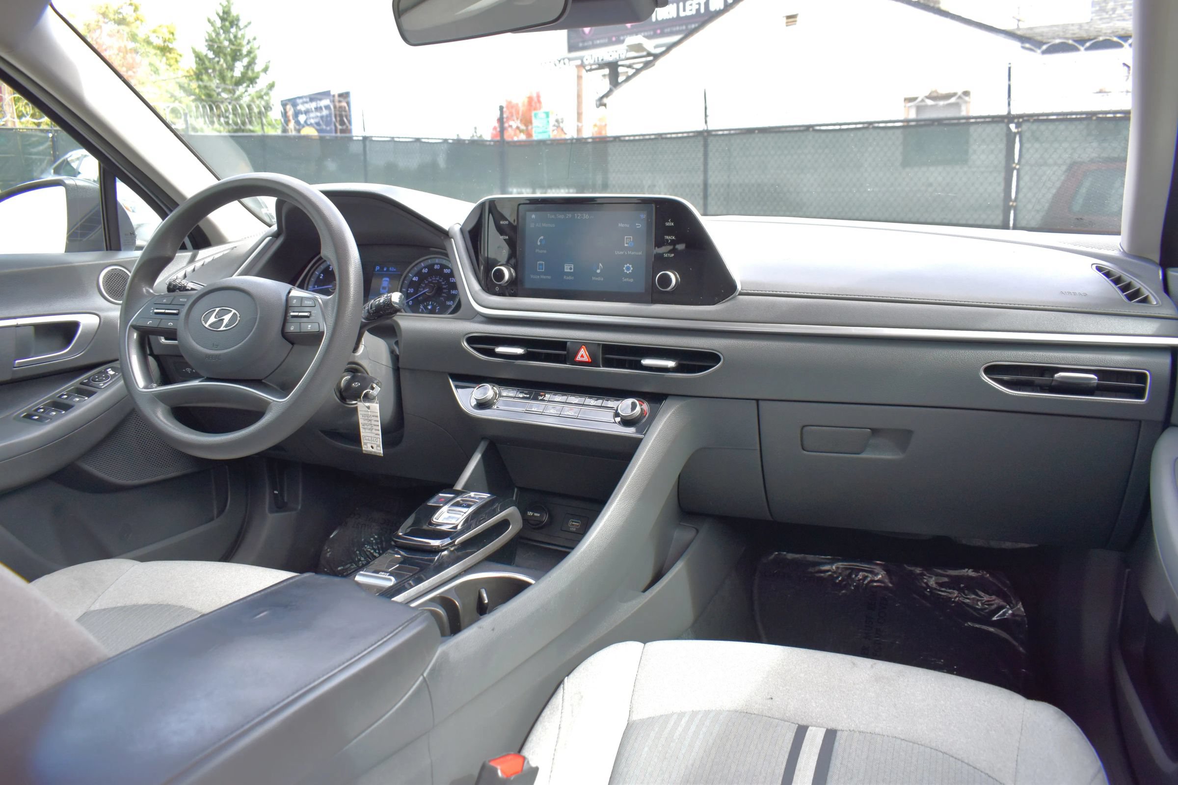 Used 2021 Hyundai Sonata SE FWD image 12
