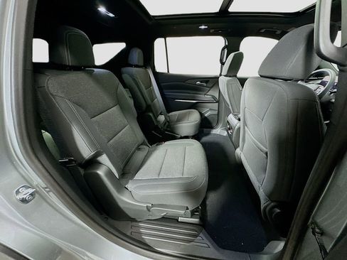 New 2026 Chevrolet Traverse LT w/ Sun and Wheel Package FWD image 31