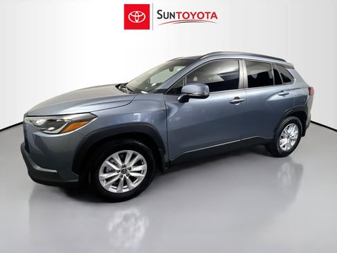 Used 2024 Toyota Corolla Cross LE FWD image 9