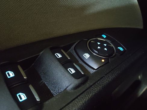 Used 2018 Ford Fusion S image 27