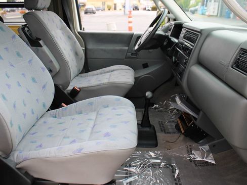 Used 1997 Volkswagen Eurovan Camper FWD image 47