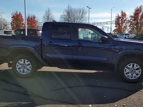 Used 2023 Nissan Frontier SV w/ SV Convenience Package image 9